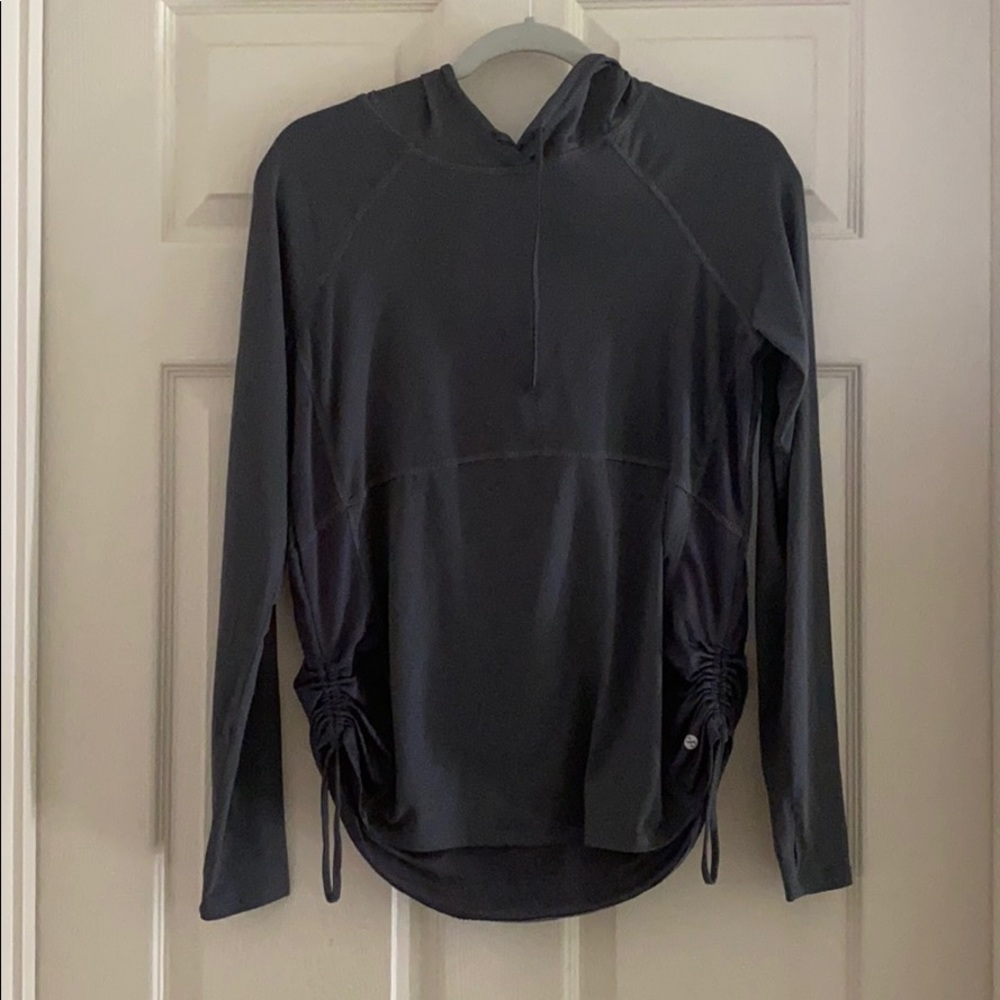 Layers hoodie sz S